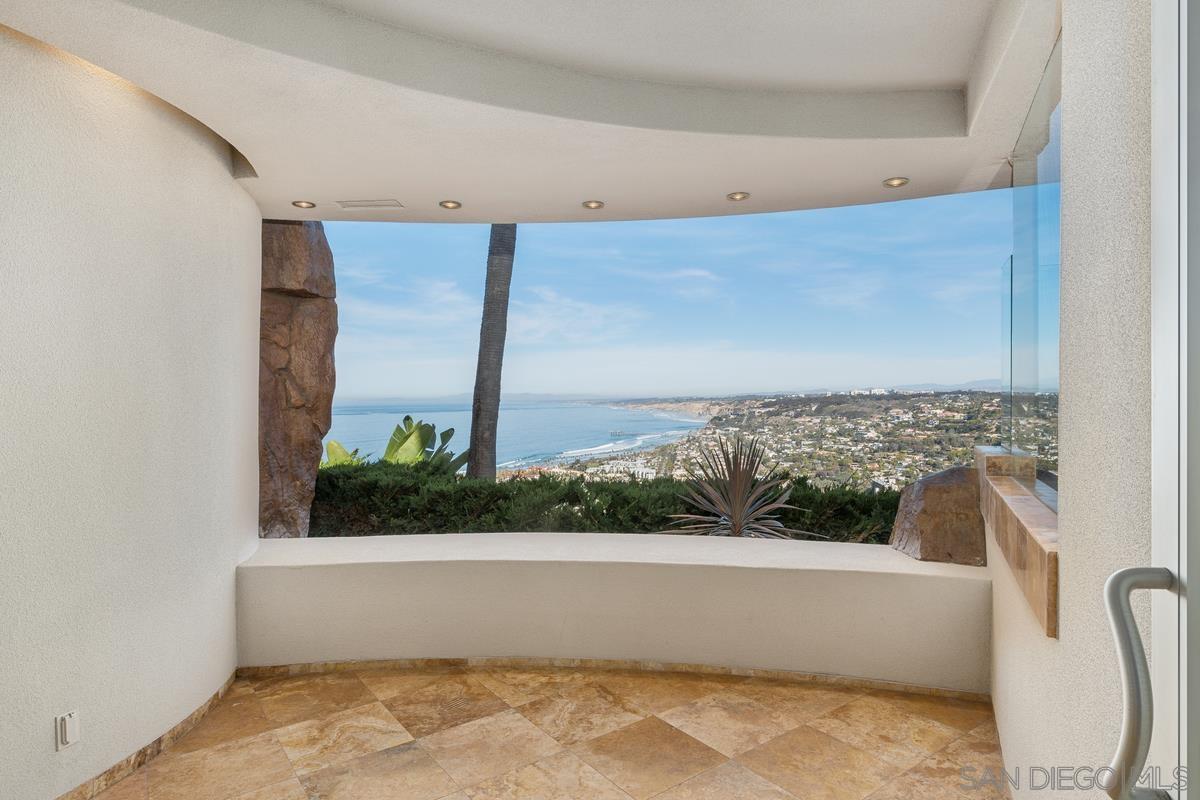 7455 Hillside Drive La Jolla, CA 92037 - Photo 22 of 33 a view of balcony with furniture