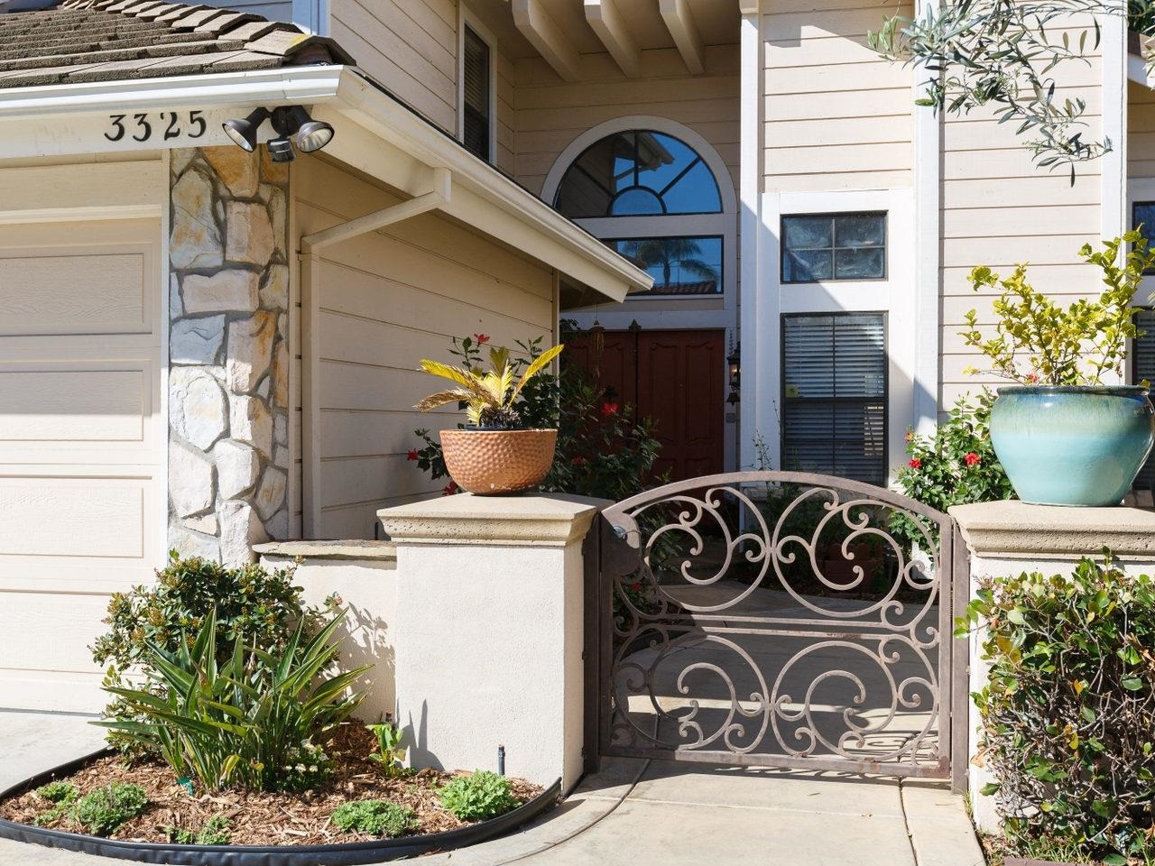 3325 Lower Ridge Road San Diego, CA 92130 - Photo 2 of 21
