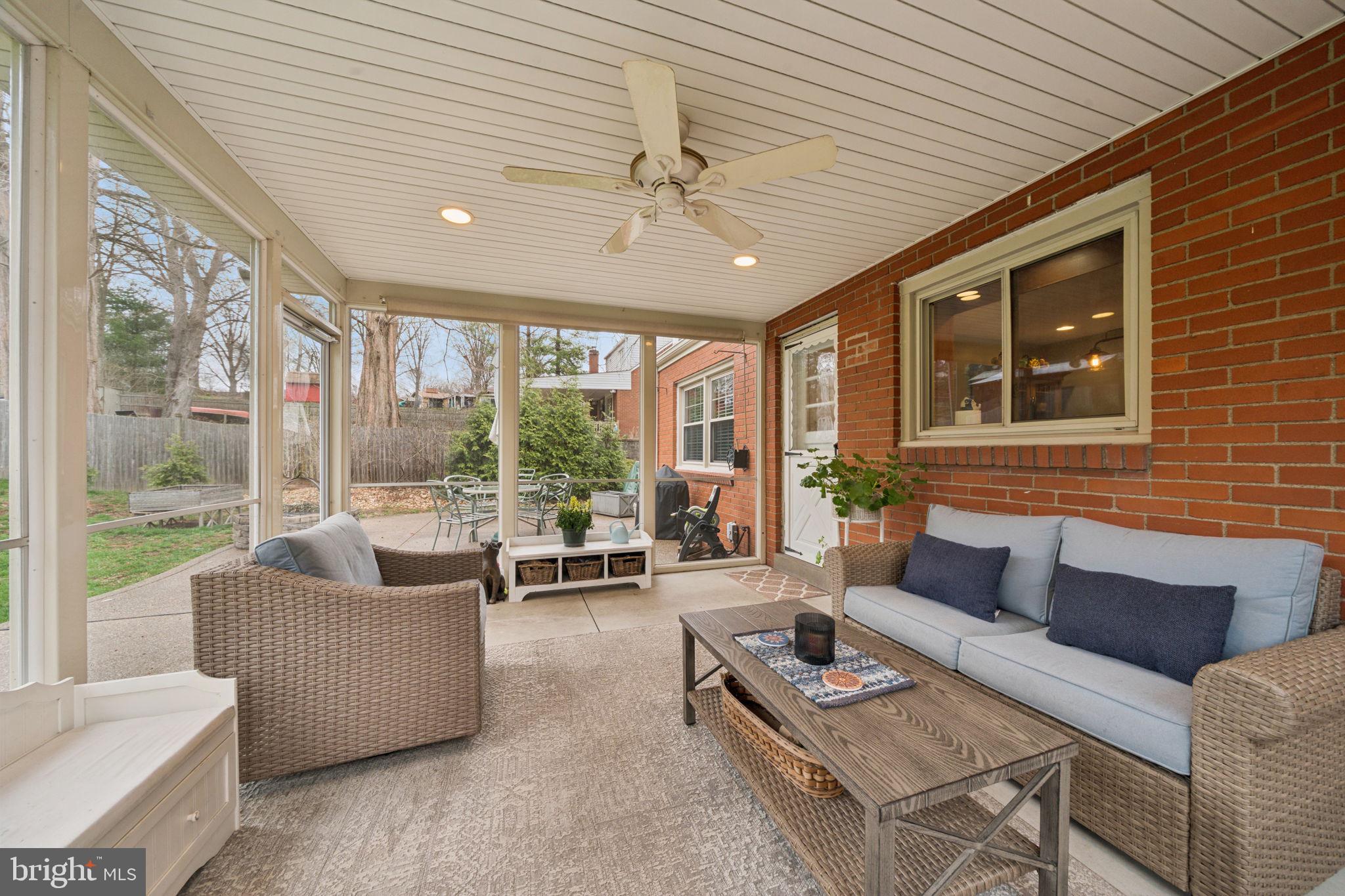 223 Ridgeview Drive Venetia, PA 15367 - Photo 33 of 39 Gallery Image 33