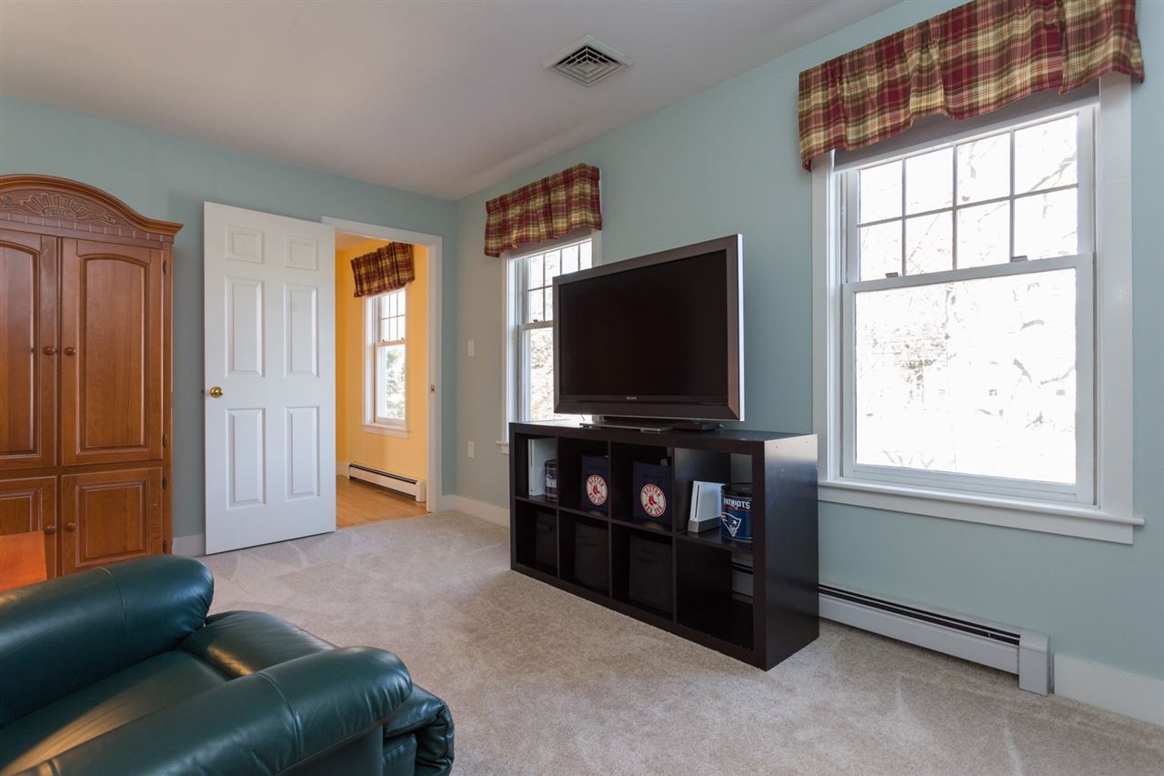 199 High Street Exeter, NH 03833 - Photo 33 of 36