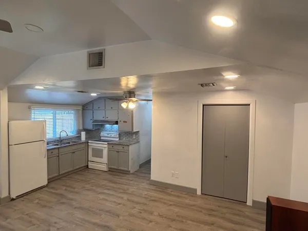 $1,900 | 311 South K Street, Unit 2, Lake Worth Beach, FL 33460