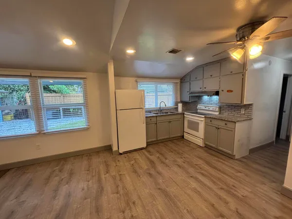 $1,900 | 311 South K Street, Unit 2, Lake Worth Beach, FL 33460