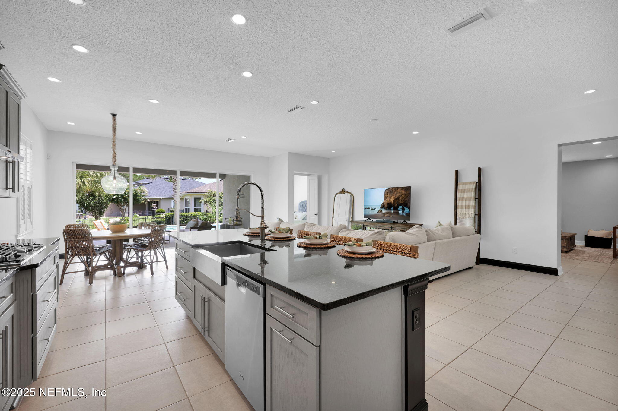 303 Gulfstream Way Ponte Vedra, FL 32081 - Photo 32 of 120 Kitchen Island