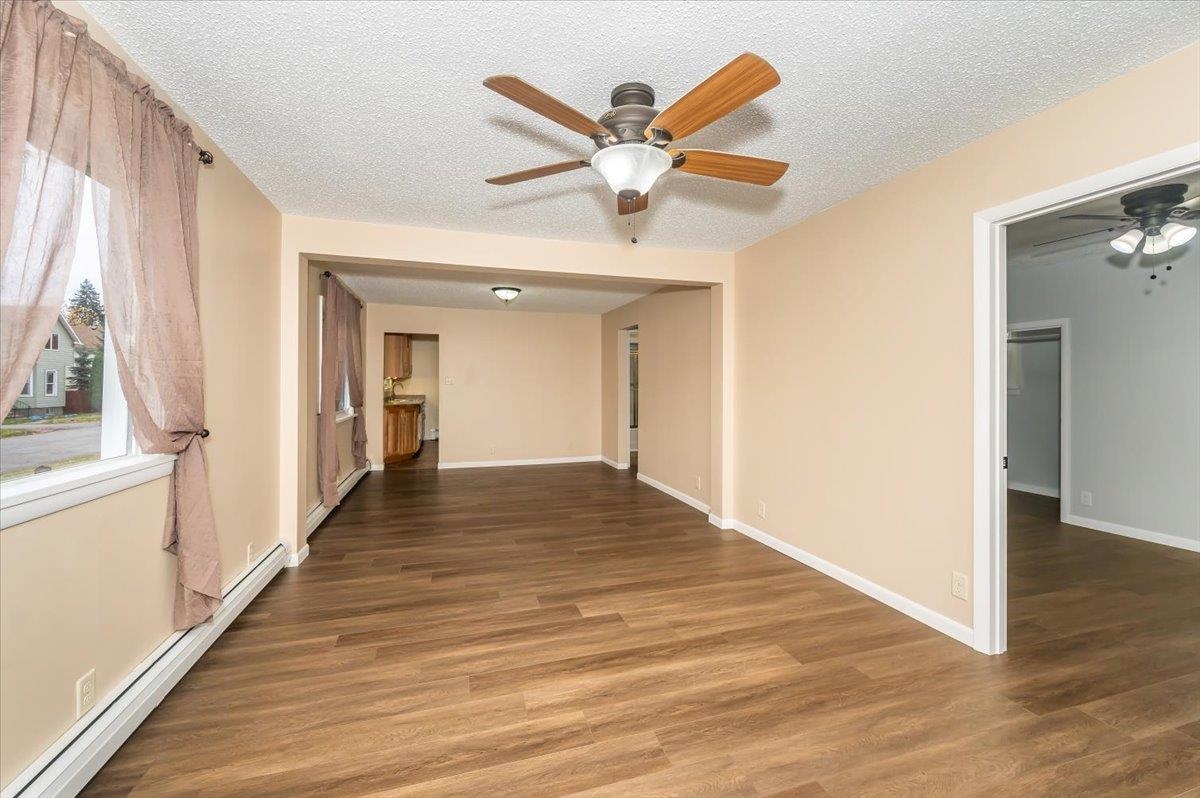 902 Winter Street Superior, WI 54880 - Photo 5 of 25