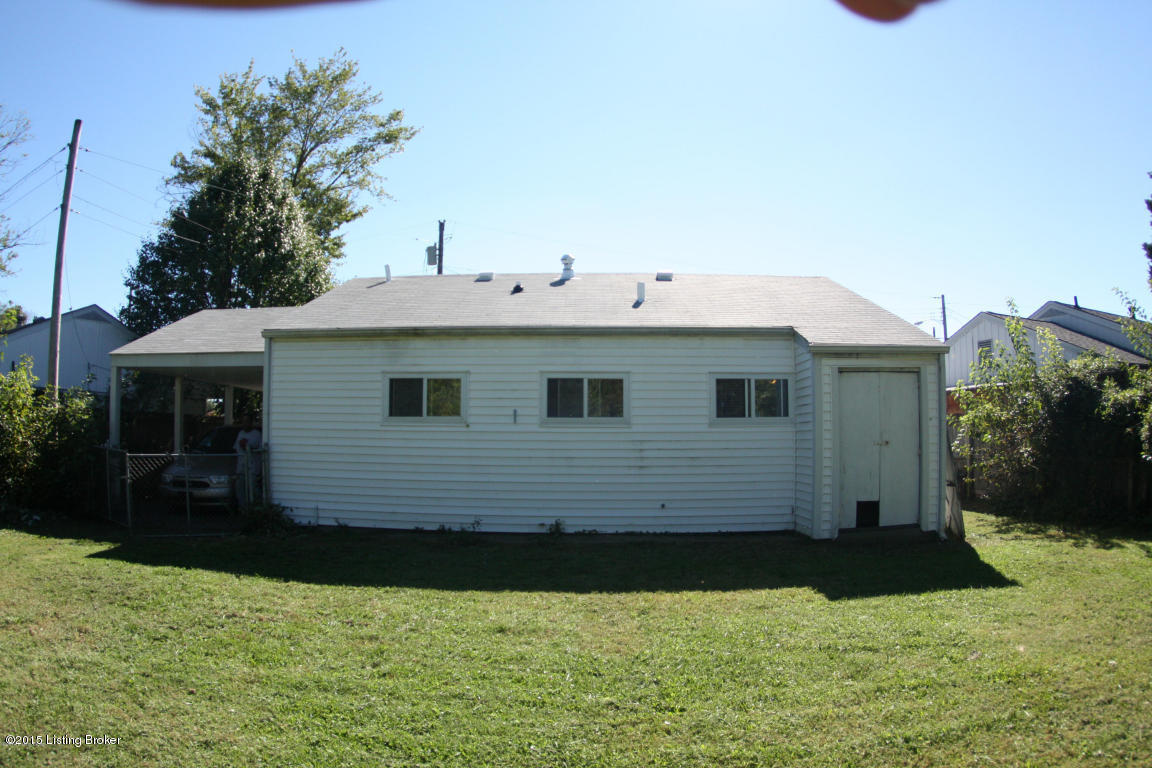 4815 Redstart Road Louisville, KY 40213 - Photo 24 of 27 Rear of the Home