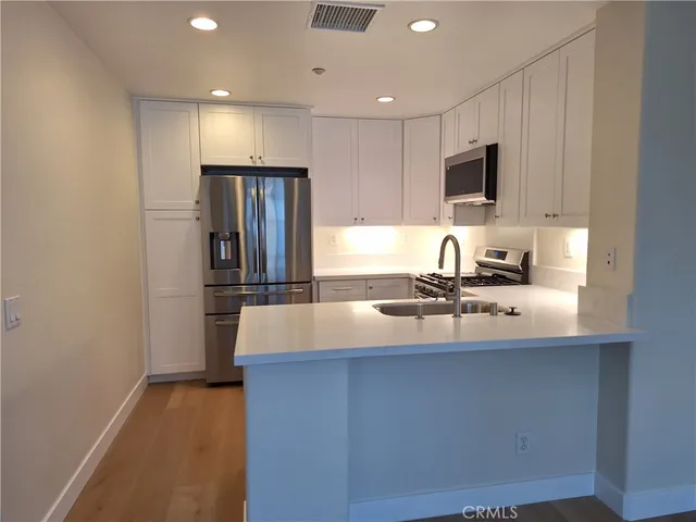 $3,600 | 19 Perennial, Irvine, CA 92603