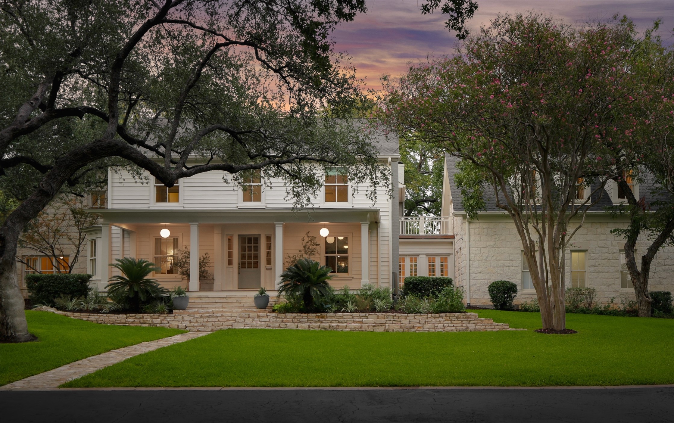 2308 Bridle Path Austin, TX 78703 - Photo 2 of 31 Gallery Image 2