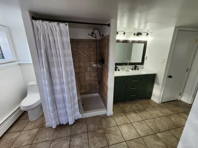 $635,500 | 6 Dartmouth Drive, Shelton, CT 06484