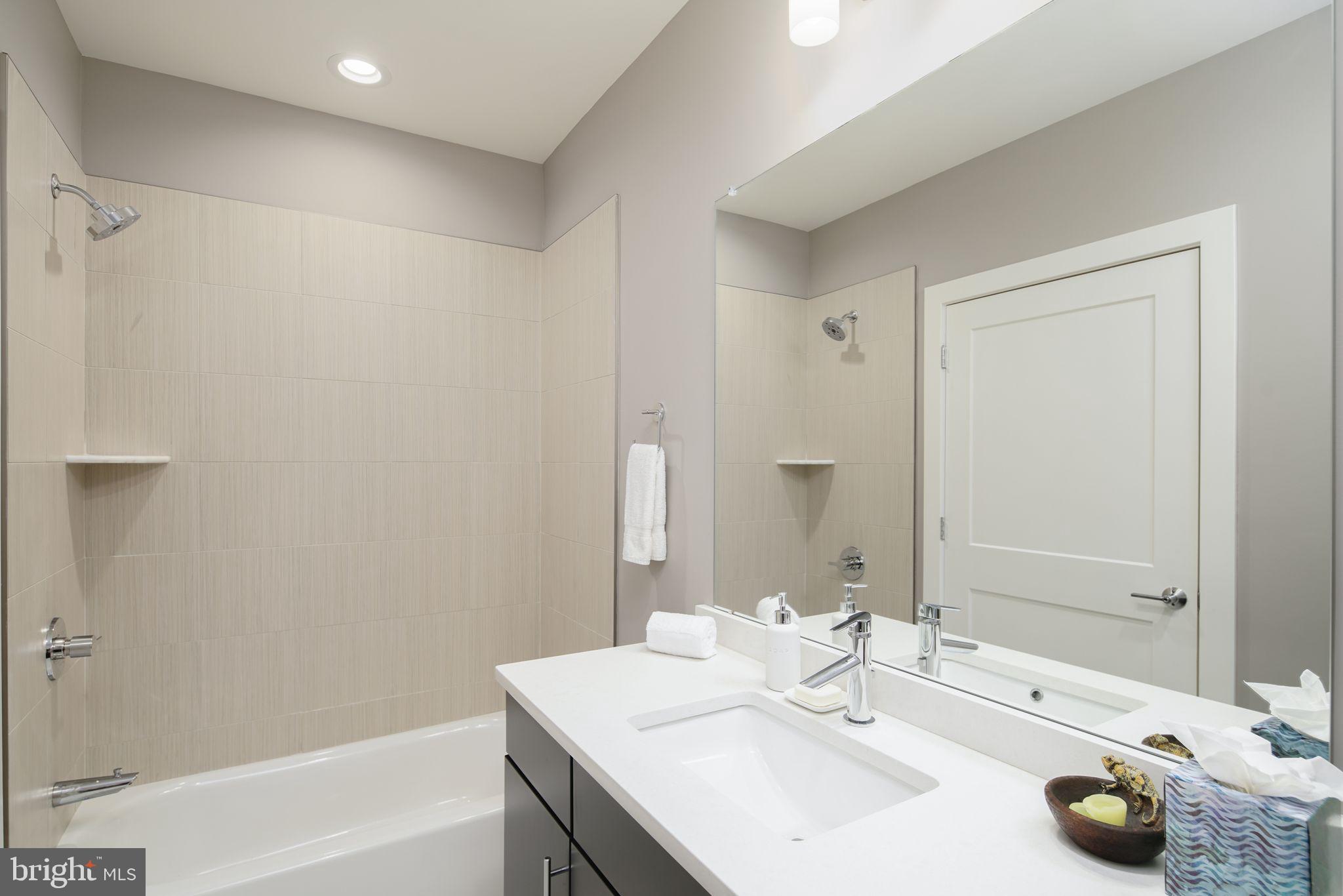 4579 Riverside Way Philadelphia, PA 19127 - Photo 29 of 48 Full bath #3