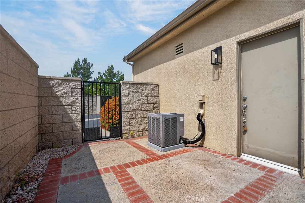 19758 Santa Rosa Drive Porter Ranch, CA 91326 - Photo 63 of 70