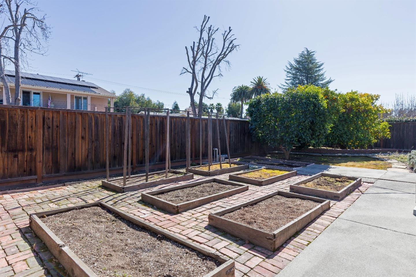 1270 Covington Road Los Altos, CA 94024 - Photo 24 of 27 Gallery Image 24