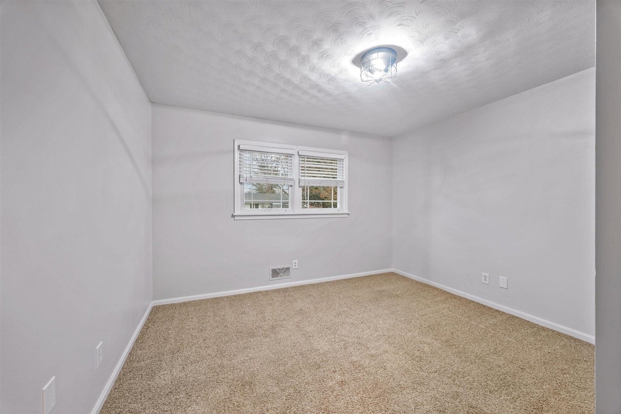 825 Ridgecrest Way Bowling Green, KY 42104 - Photo 18 of 26 Gallery Image 18