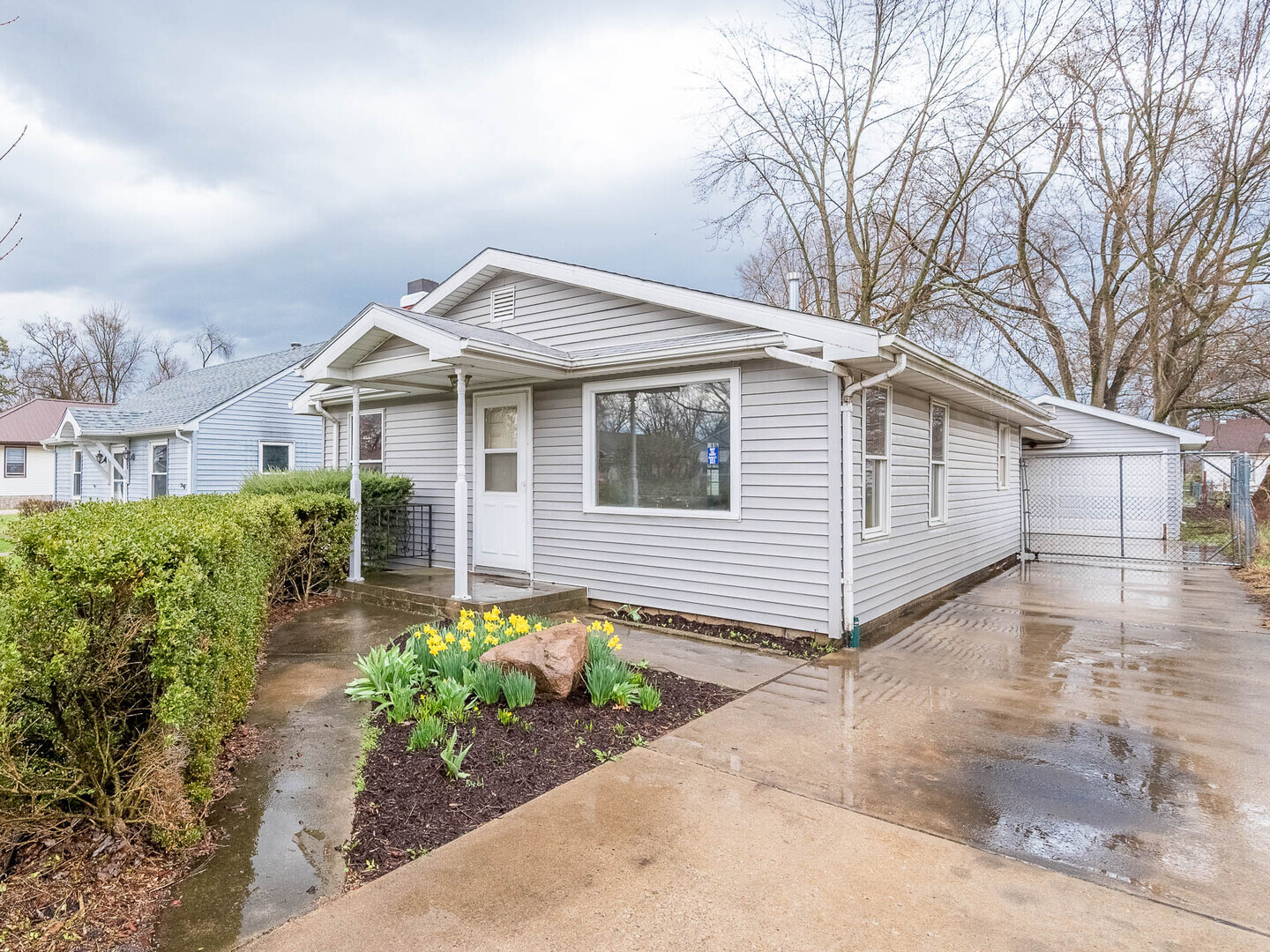 208 Independence Avenue Joliet, IL 60433 - Photo 8 of 8