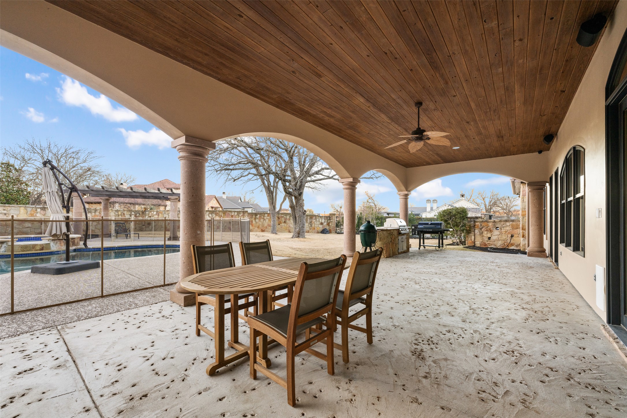 101 Hopewell Circle Georgetown, TX 78628 - Photo 20 of 38 Fenced backyard with a patio, outdoor dining space, a ceiling fan, and a grill