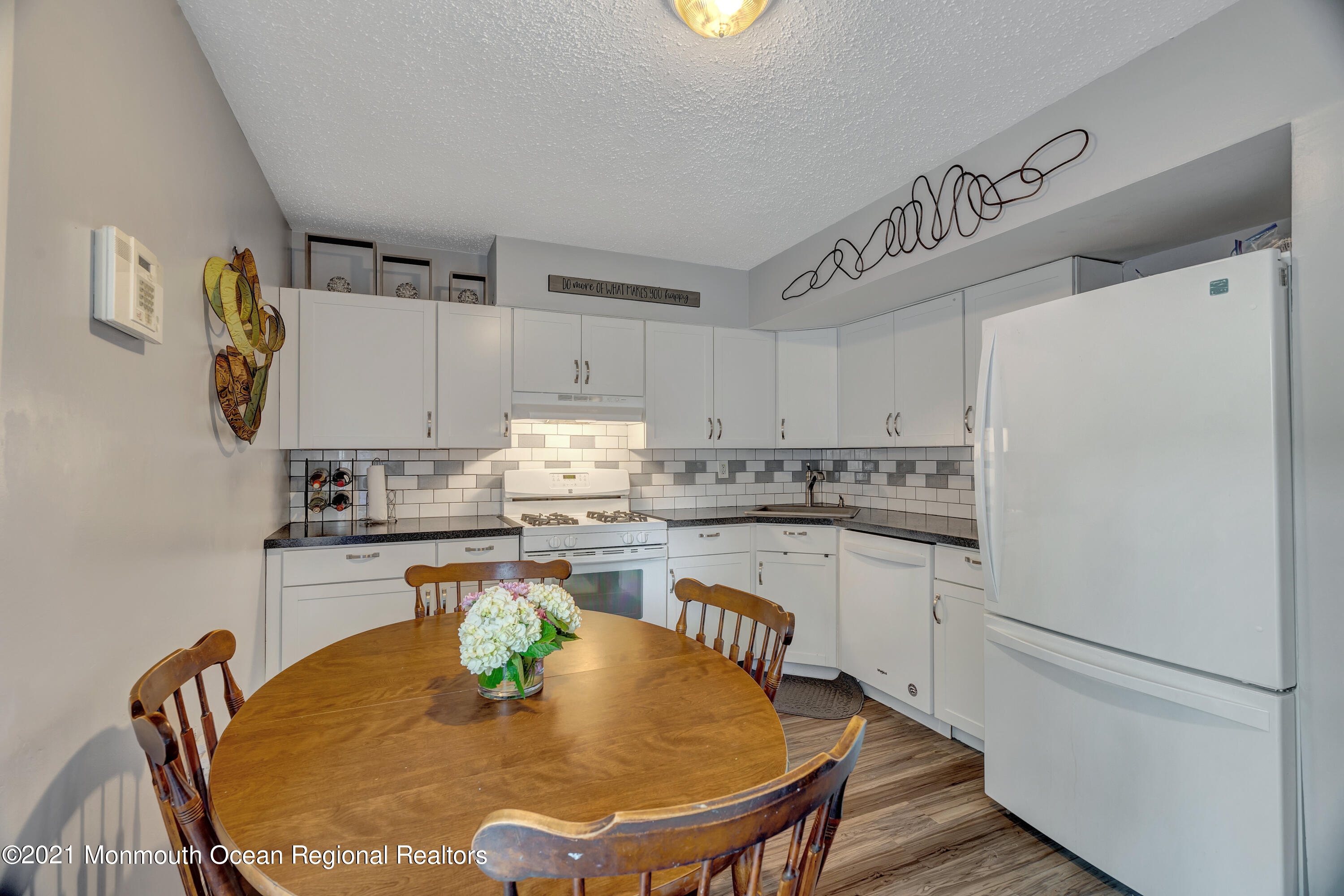 55 Creek Road, Unit 414 Brick, NJ 08724 - Photo 8 of 16 016_dsc04250_1_2_3_4