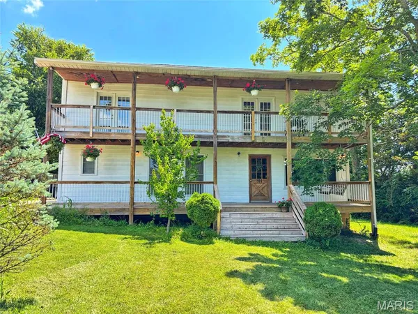 $415,000 | 814 Eureka Road, Eureka, MO 63025