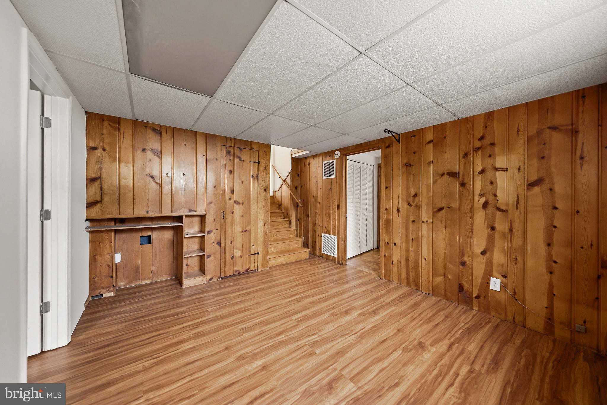 4501 Renn Street Rockville, MD 20853 - Photo 24 of 36