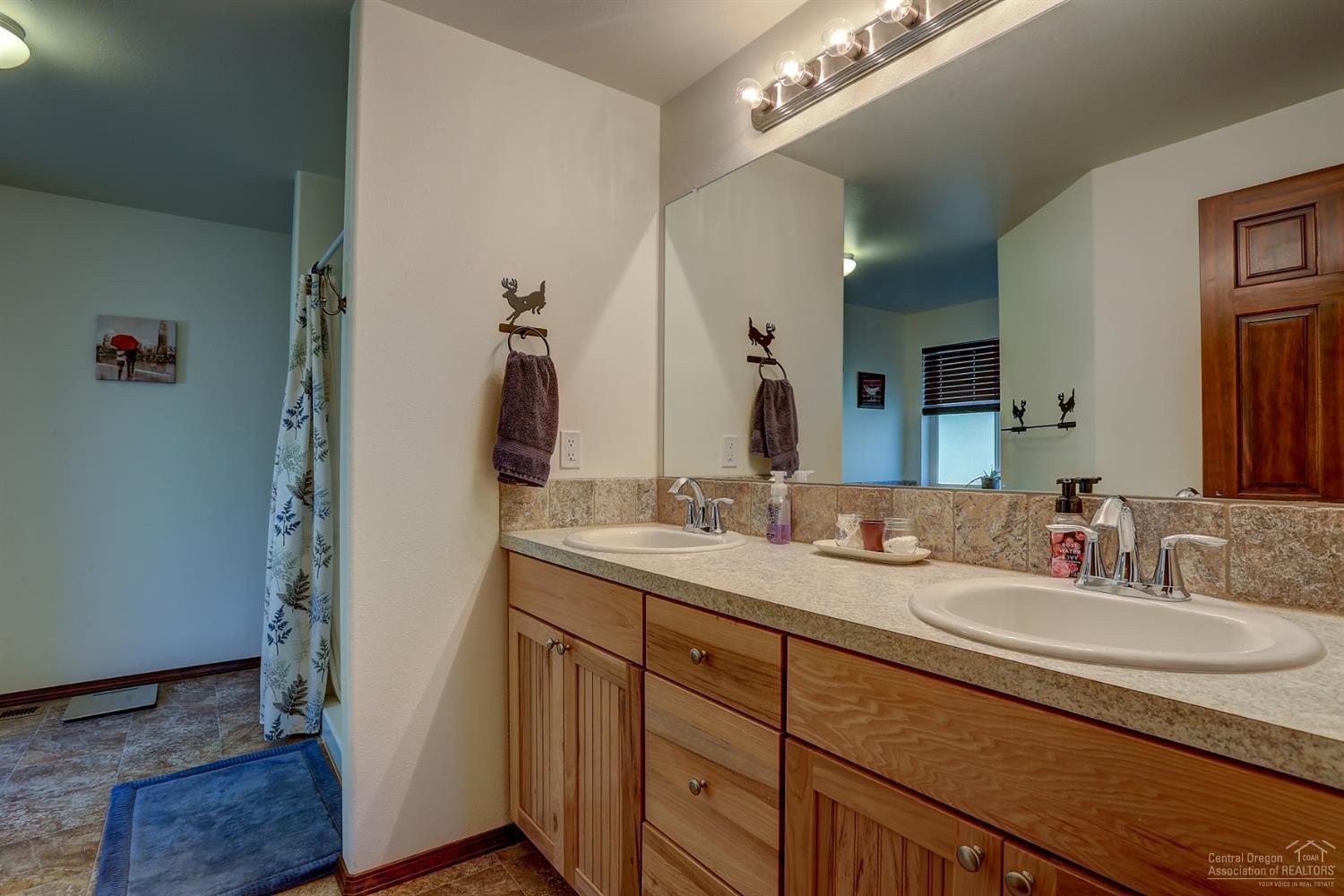 56203 Marsh Hawk Road Bend, OR 97707 - Photo 17 of 24 Additional Photo