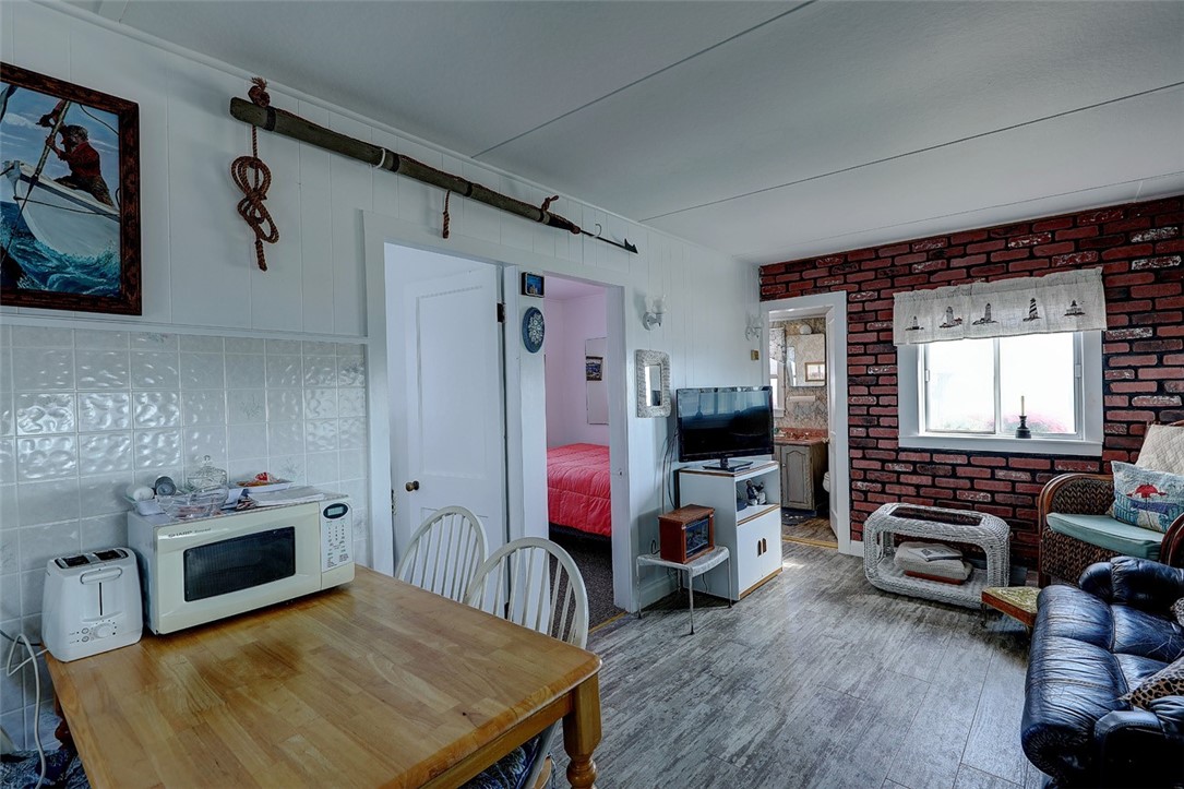 25 Shore Road Narragansett, RI 02882 - Photo 23 of 33 Gallery Image 23