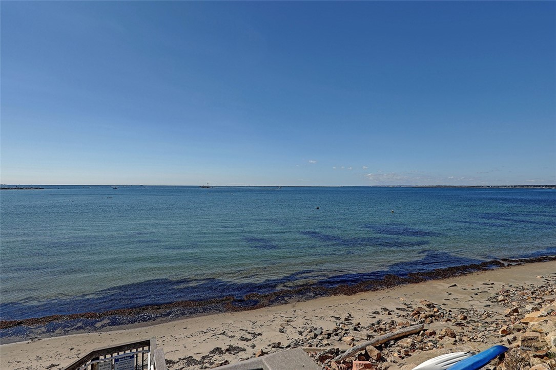 25 Shore Road Narragansett, RI 02882 - Photo 32 of 33 Gallery Image 32
