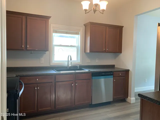 $2,005 | 414 Peregrine Ridge Drive, New Bern, NC 28560