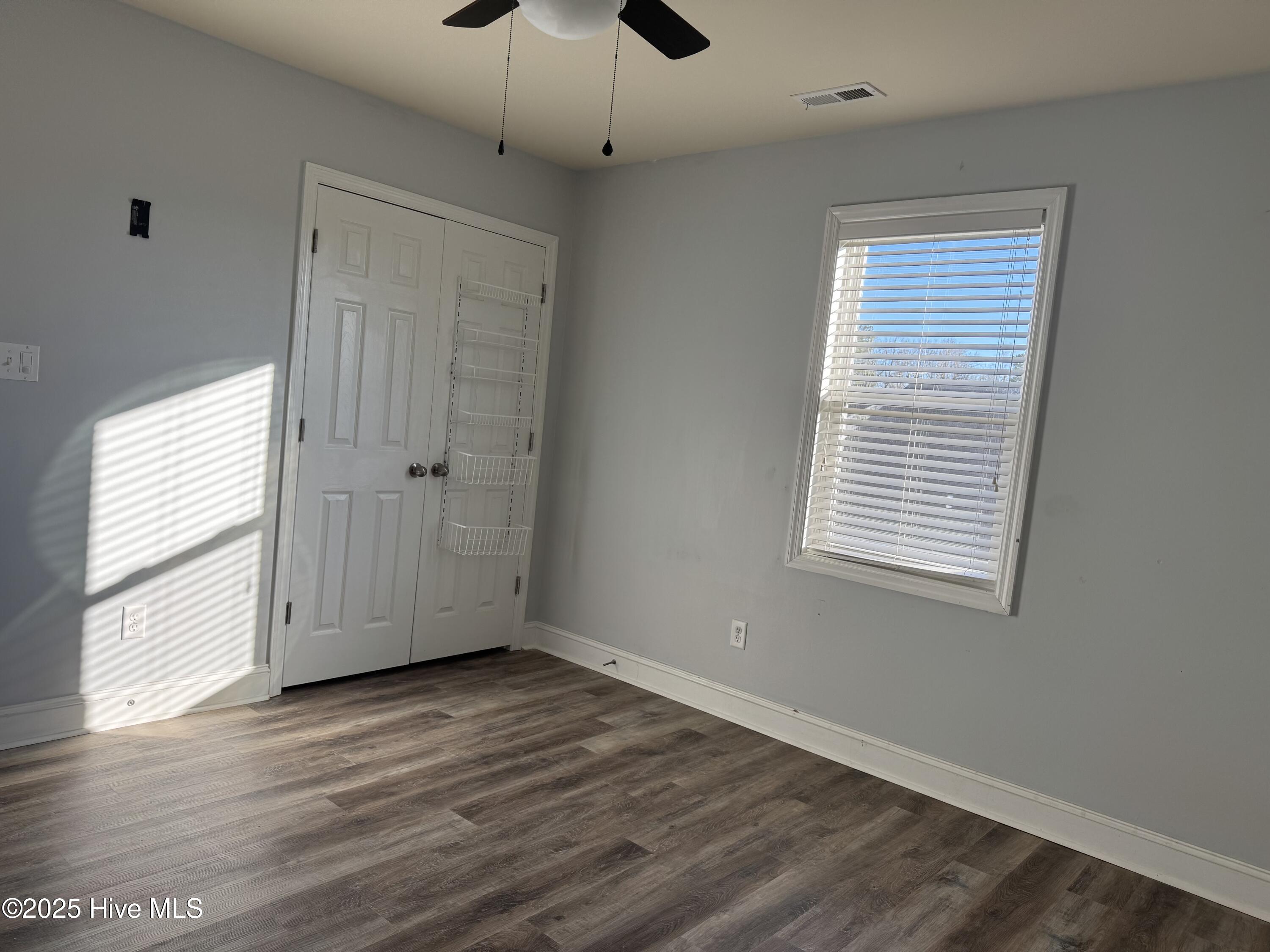 414 Peregrine Ridge Drive New Bern, NC 28560 - Photo 17 of 21 IMG_9819