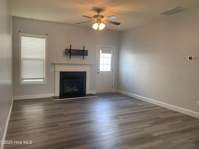 $2,005 | 414 Peregrine Ridge Drive, New Bern, NC 28560