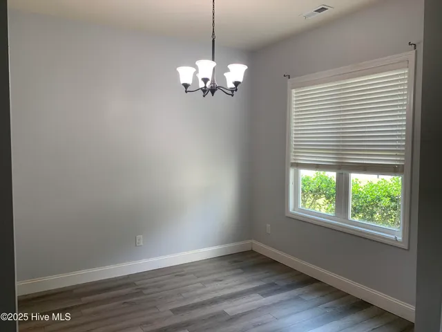 $2,005 | 414 Peregrine Ridge Drive, New Bern, NC 28560