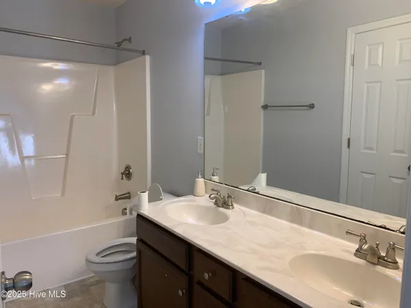 $2,005 | 414 Peregrine Ridge Drive, New Bern, NC 28560