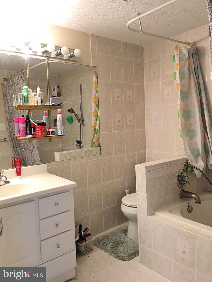 13934 Winding Ridge Lane Centreville, VA 20121 - Photo 12 of 15 Bath (Master)