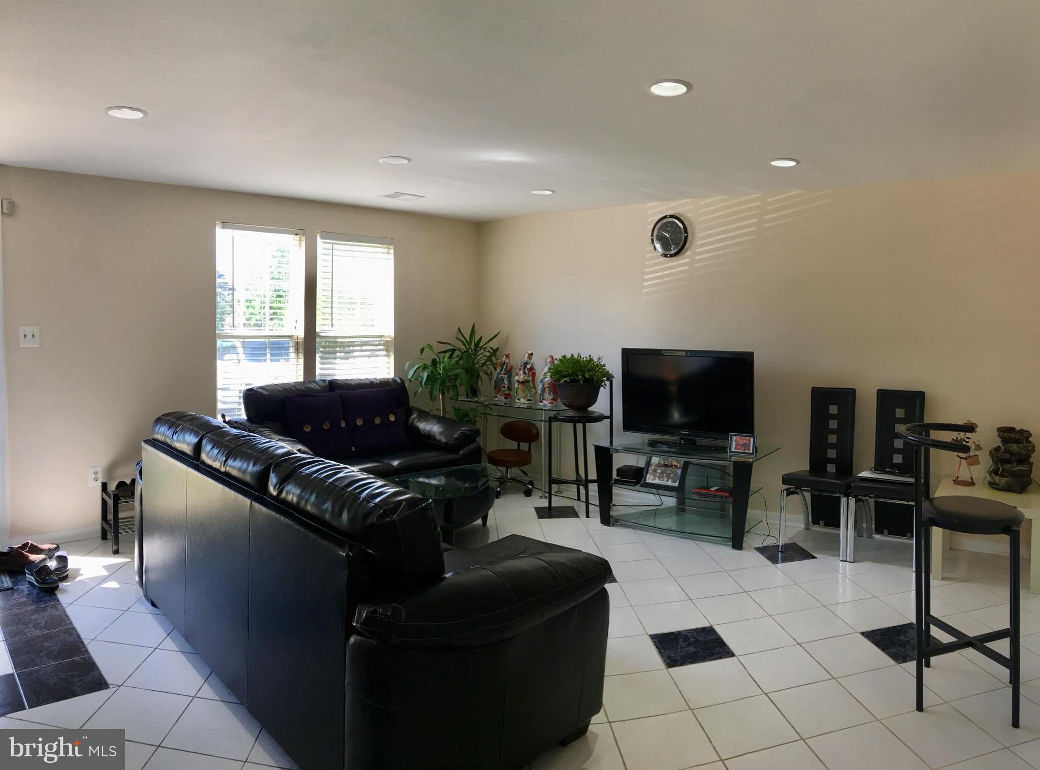 13934 Winding Ridge Lane Centreville, VA 20121 - Photo 3 of 15 Living Room