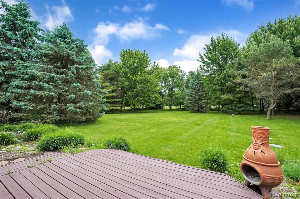 1674 North Hacker Road Howell, MI 48843 - Photo 30 of 40