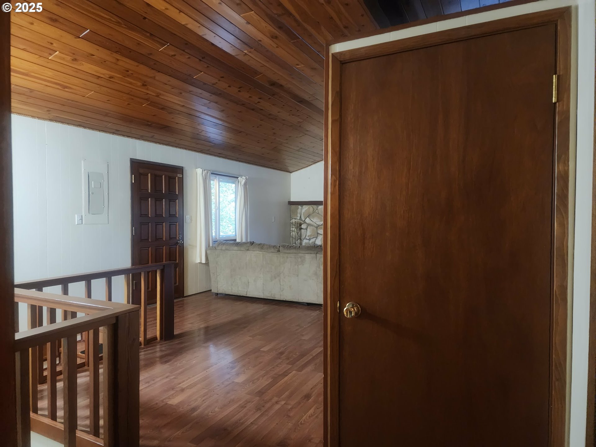 763 North Tenmile Lakeside, OR 97449 - Photo 22 of 47 a view of hallway