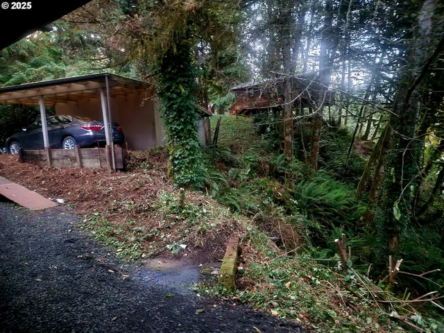 $550,000 | 763 North Tenmile, Lakeside, OR 97449