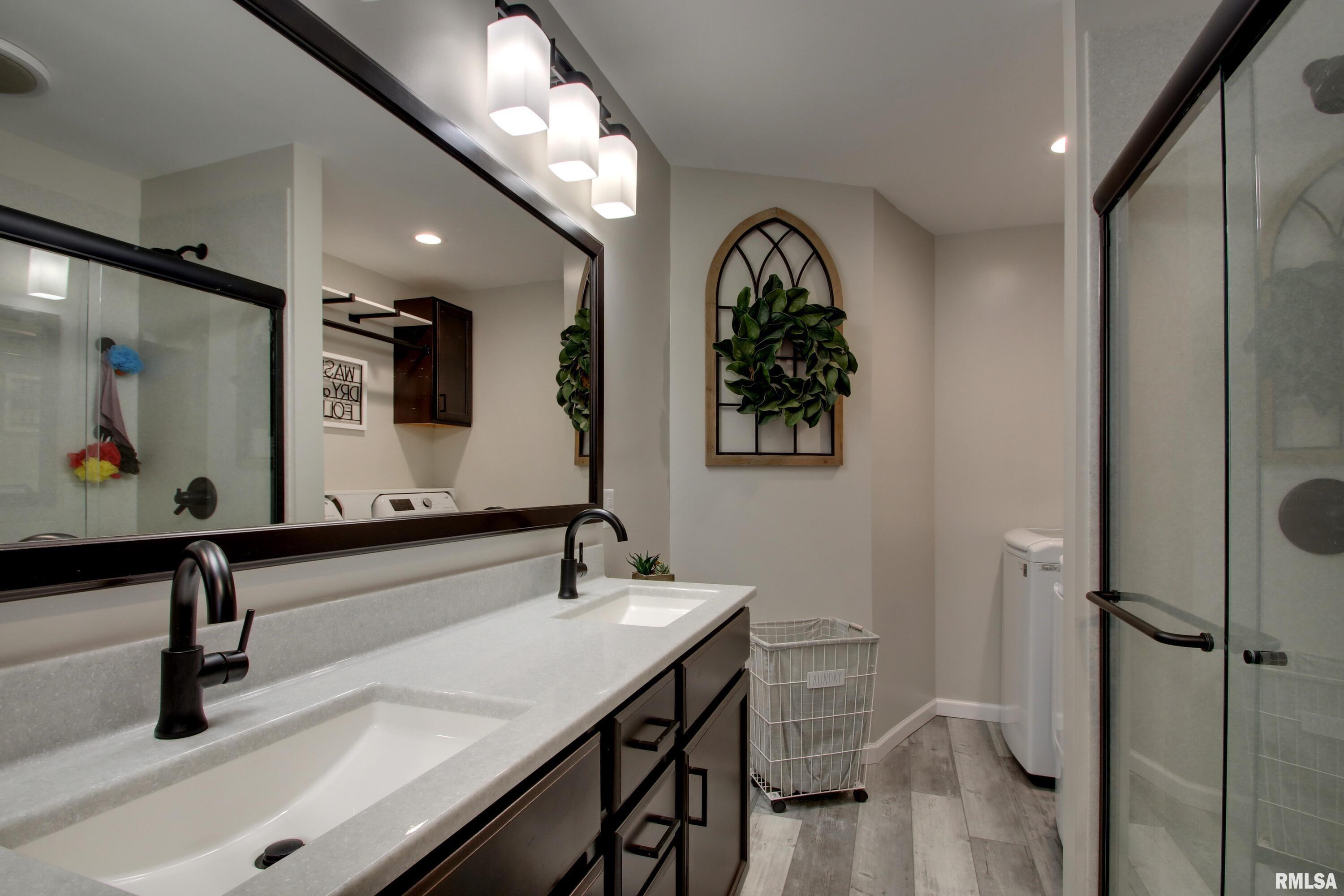 3001 Cabot Road Quincy, IL 62301 - Photo 13 of 23 Gallery Image 13