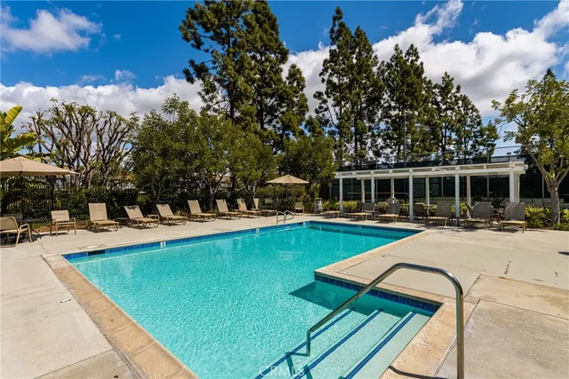 $665,000 | 3 Rambling Lane, Unit 182, Aliso Viejo, CA 92656