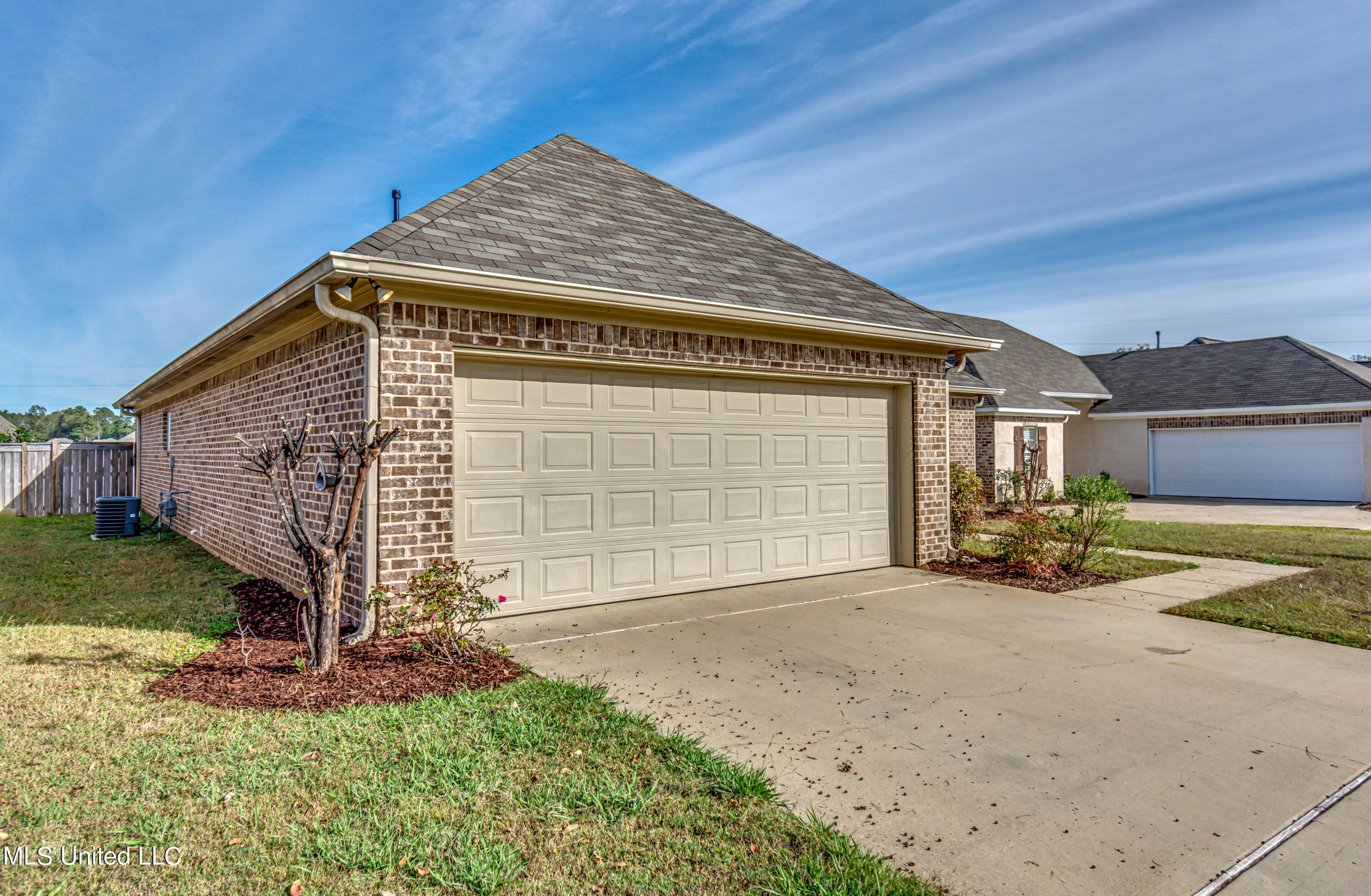 224 Greenfield Ridge Drive Brandon, MS 39042 - Photo 3 of 54 224 Greenfield Ridge Dr-3
