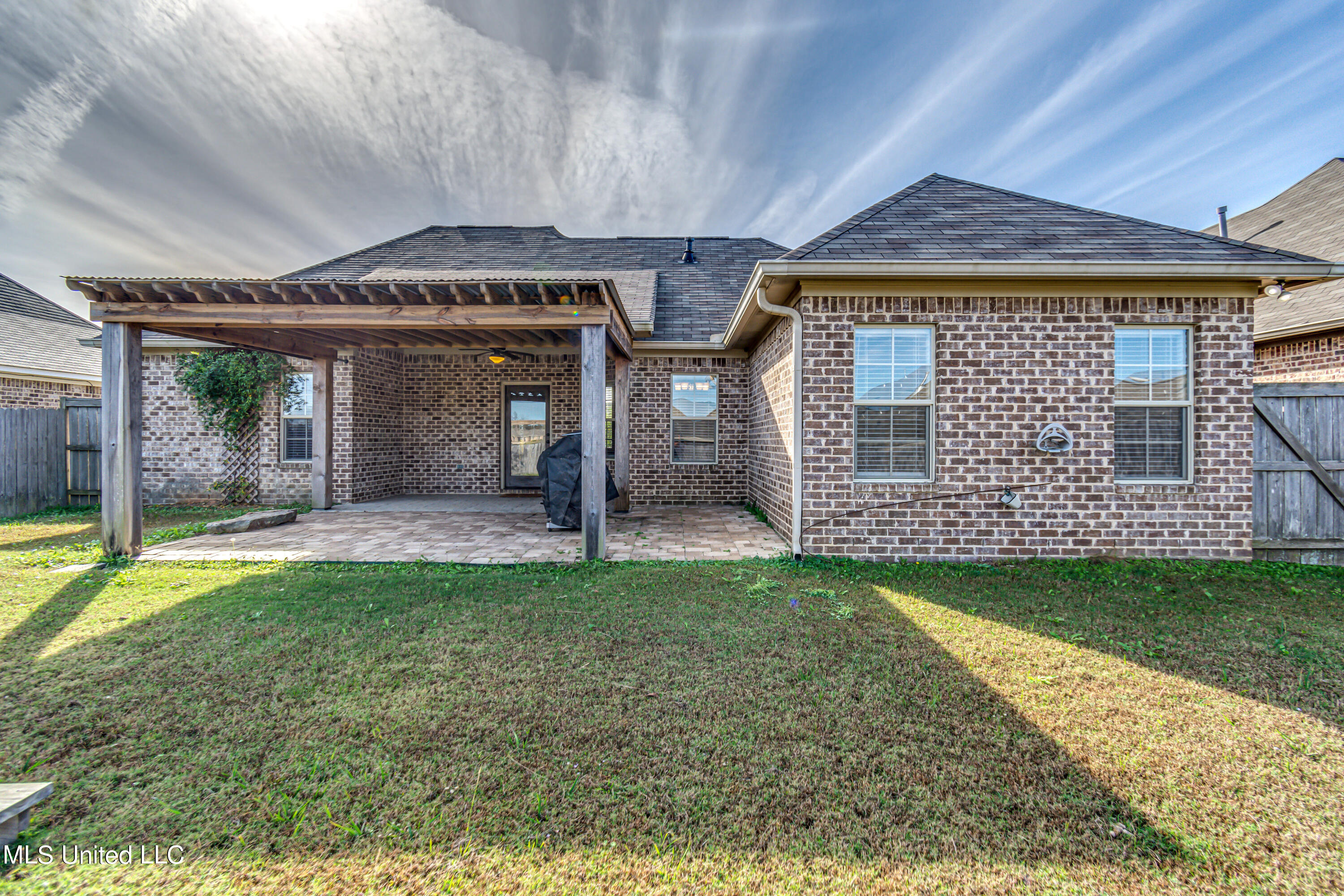 224 Greenfield Ridge Drive Brandon, MS 39042 - Photo 8 of 54 224 Greenfield Ridge Dr-9