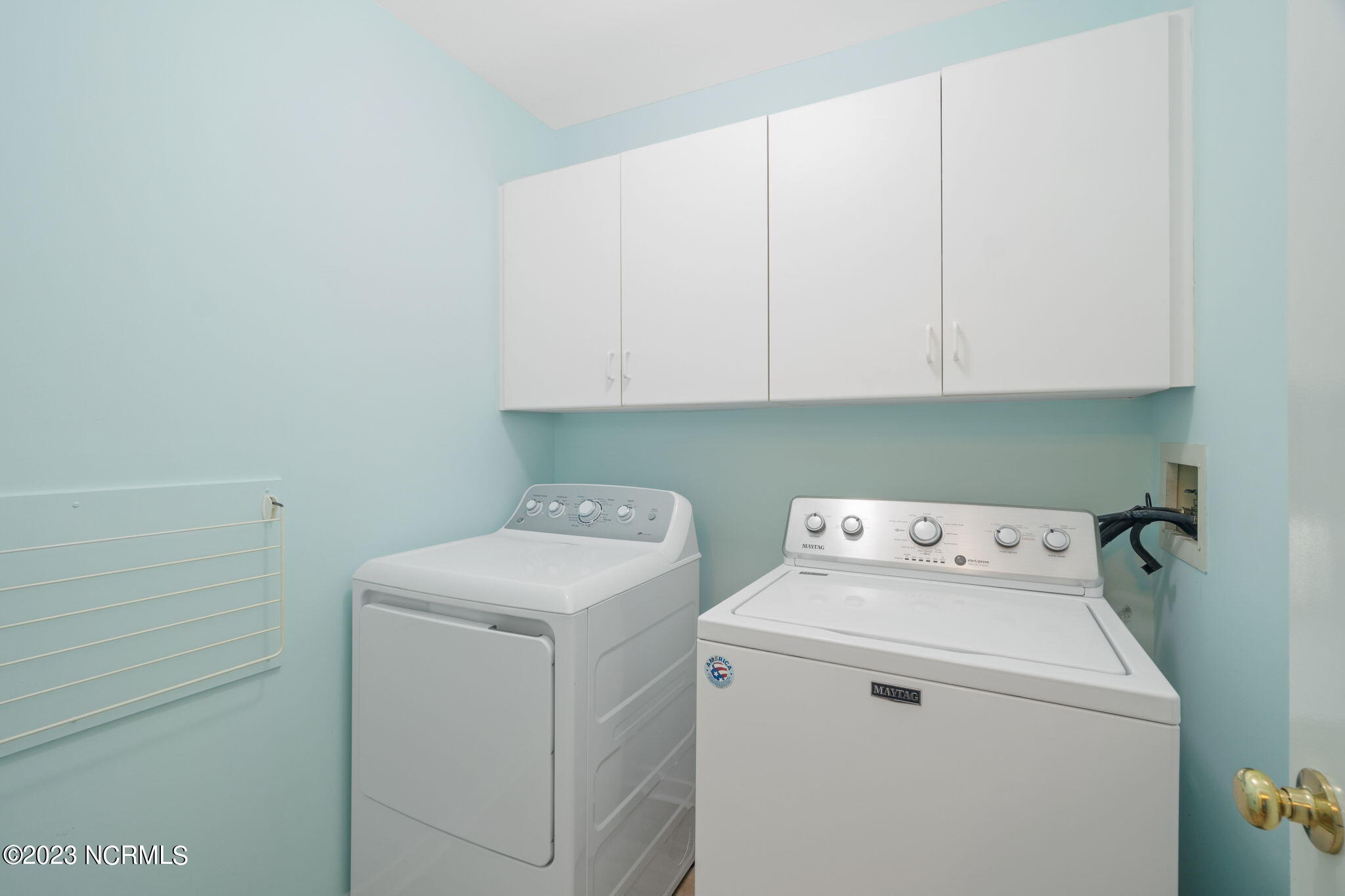 525 Salter Path Road, Unit A33 Atlantic Beach, NC 28512 - Photo 23 of 37 Laundry room