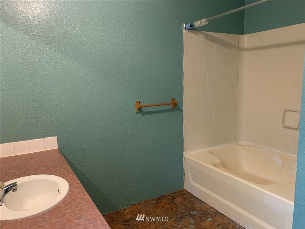 240 Maranatha Road Kelso, WA 98626 - Photo 20 of 20 Gallery Image 20