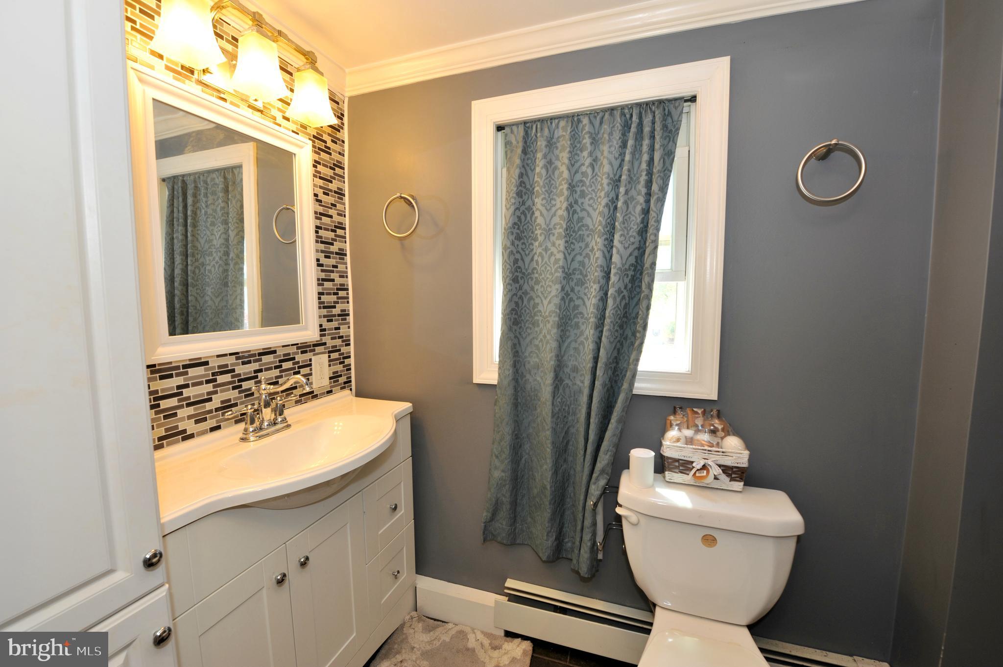 44 Ridge Lane Levittown, PA 19055 - Photo 23 of 28 Gallery Image 23