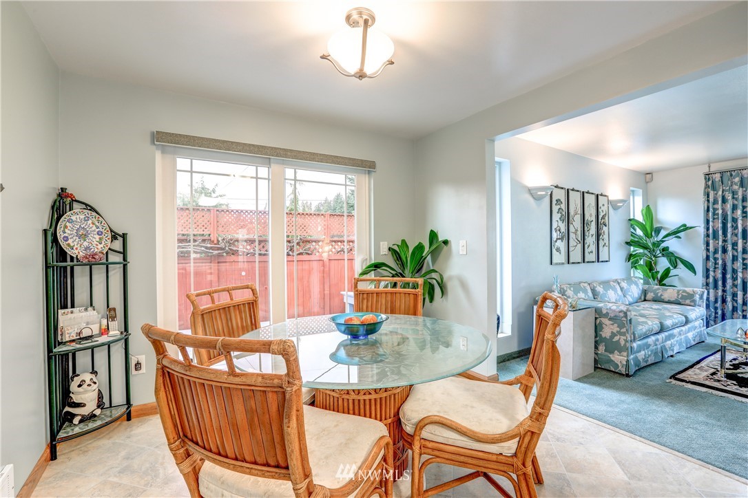 7626 224th Street Southwest Edmonds, WA 98026 - Photo 7 of 24 Gallery Image 7