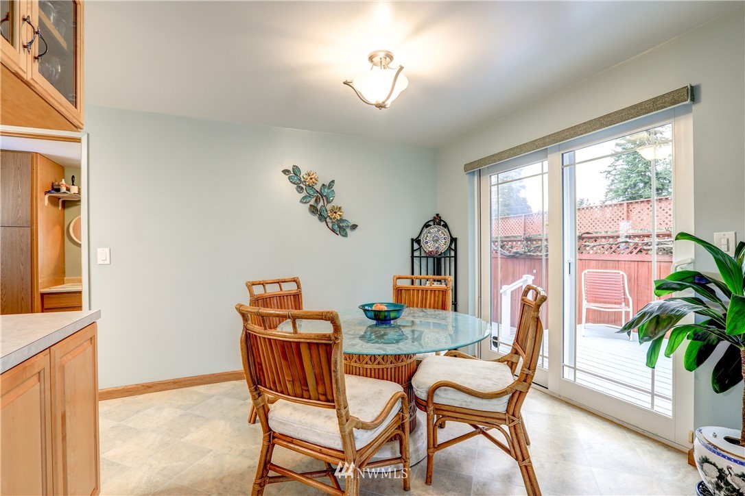 7626 224th Street Southwest Edmonds, WA 98026 - Photo 8 of 24 Gallery Image 8