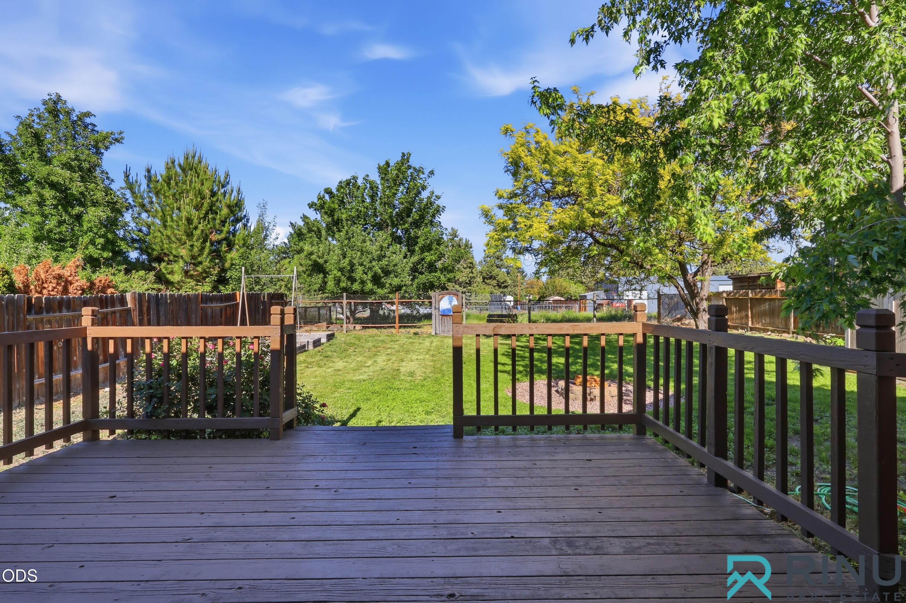 1810 Southwest 27th Street Redmond, OR 97756 - Photo 28 of 53