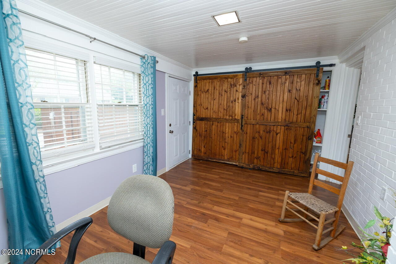 1048 East Rock Spring Road Greenville, NC 27858 - Photo 11 of 46 6W4A0270