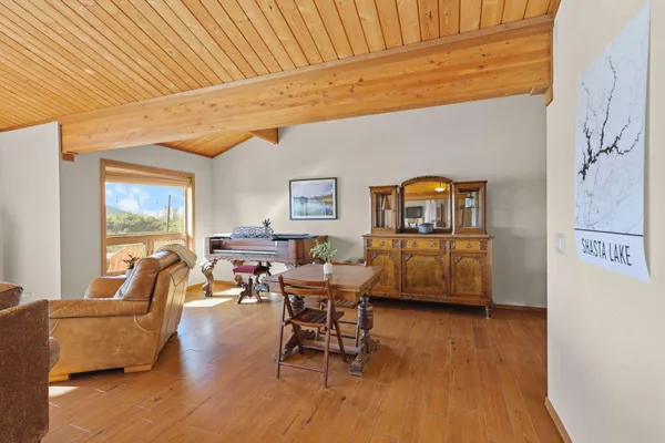 $795,000 | 19991 Northwoods Drive, Lakehead, CA 96051