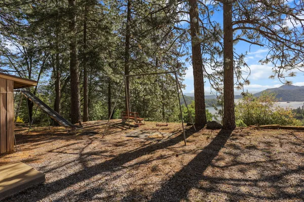 $795,000 | 19991 Northwoods Drive, Lakehead, CA 96051