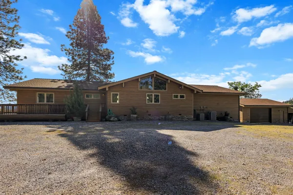 $795,000 | 19991 Northwoods Drive, Lakehead, CA 96051