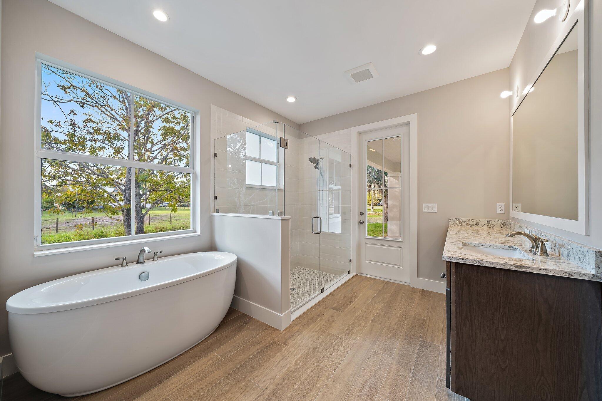 10100 175th Road North Jupiter, FL 33478 - Photo 14 of 40 034-10100175thRdN-Jupiter-FL-SMALL