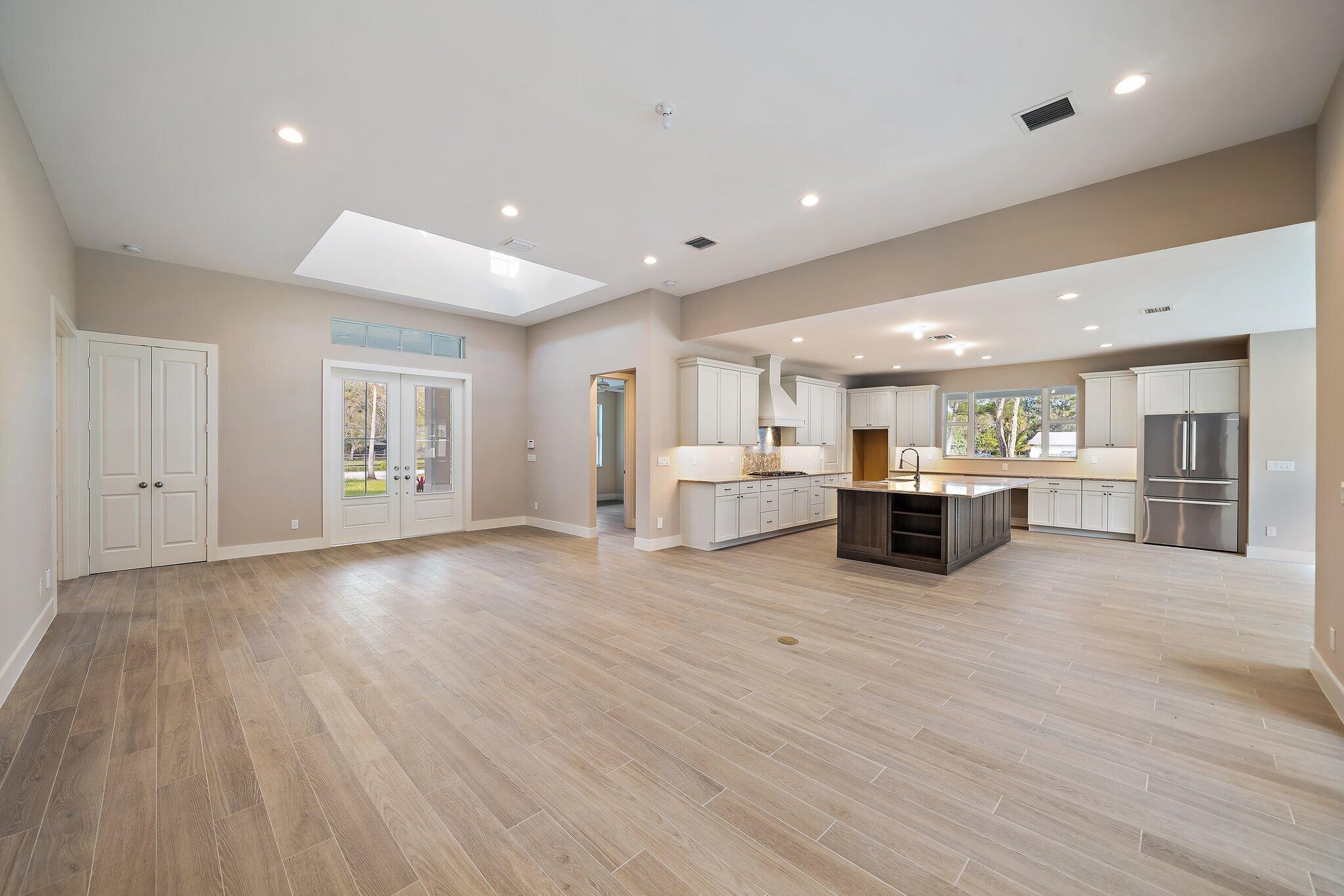 10100 175th Road North Jupiter, FL 33478 - Photo 5 of 40 019-10100175thRdN-Jupiter-FL-SMALL
